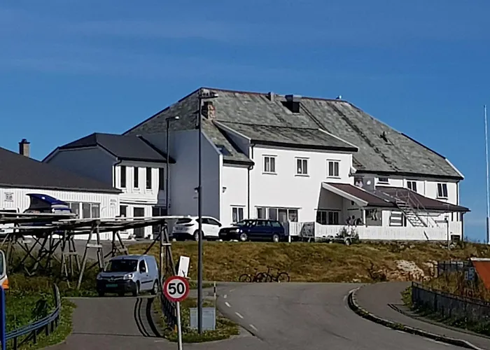 Hotel Havly Rost - Hotell Og Fiskarheim