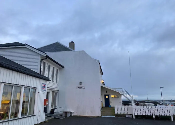 Havly Rost - Hotell Og Fiskarheim Hotel