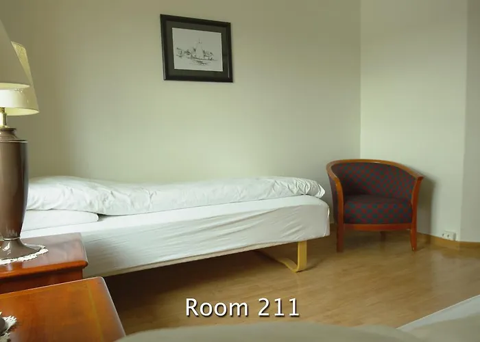 Hotel Havly Rost - Hotell Og Fiskarheim *