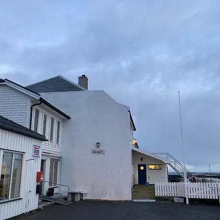 Havly Rost - Hotell Og Fiskarheim Отель